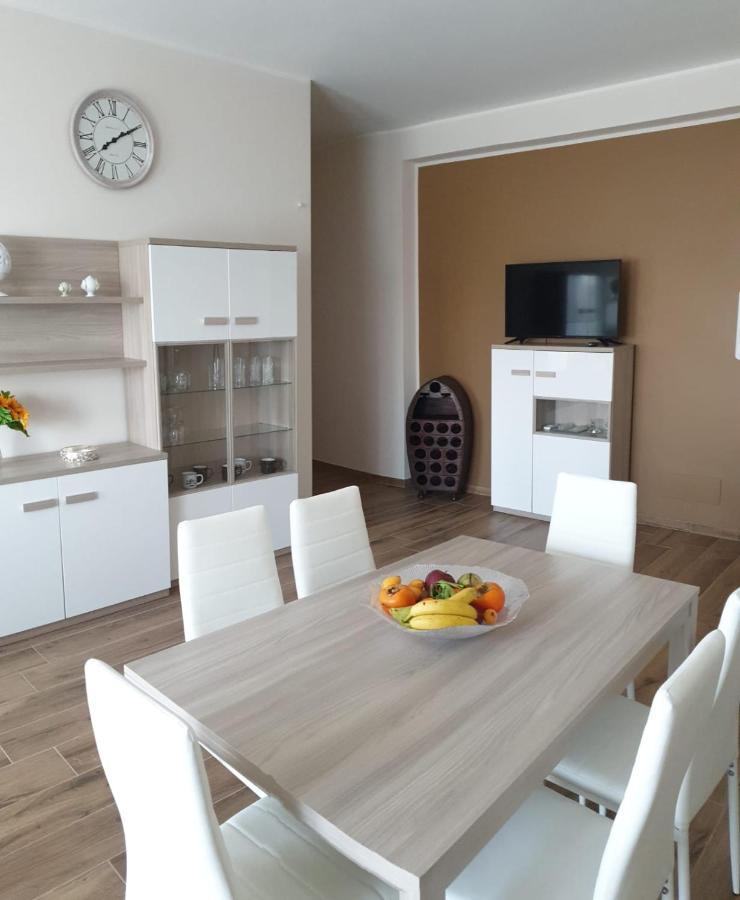 Guesthouse Fino'S Family Monopoli Ngoại thất bức ảnh